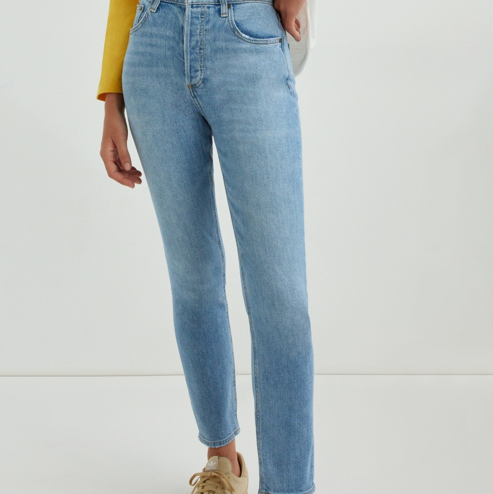 Aritzia Demin Forum Yoko Hose Rise Slim jeans